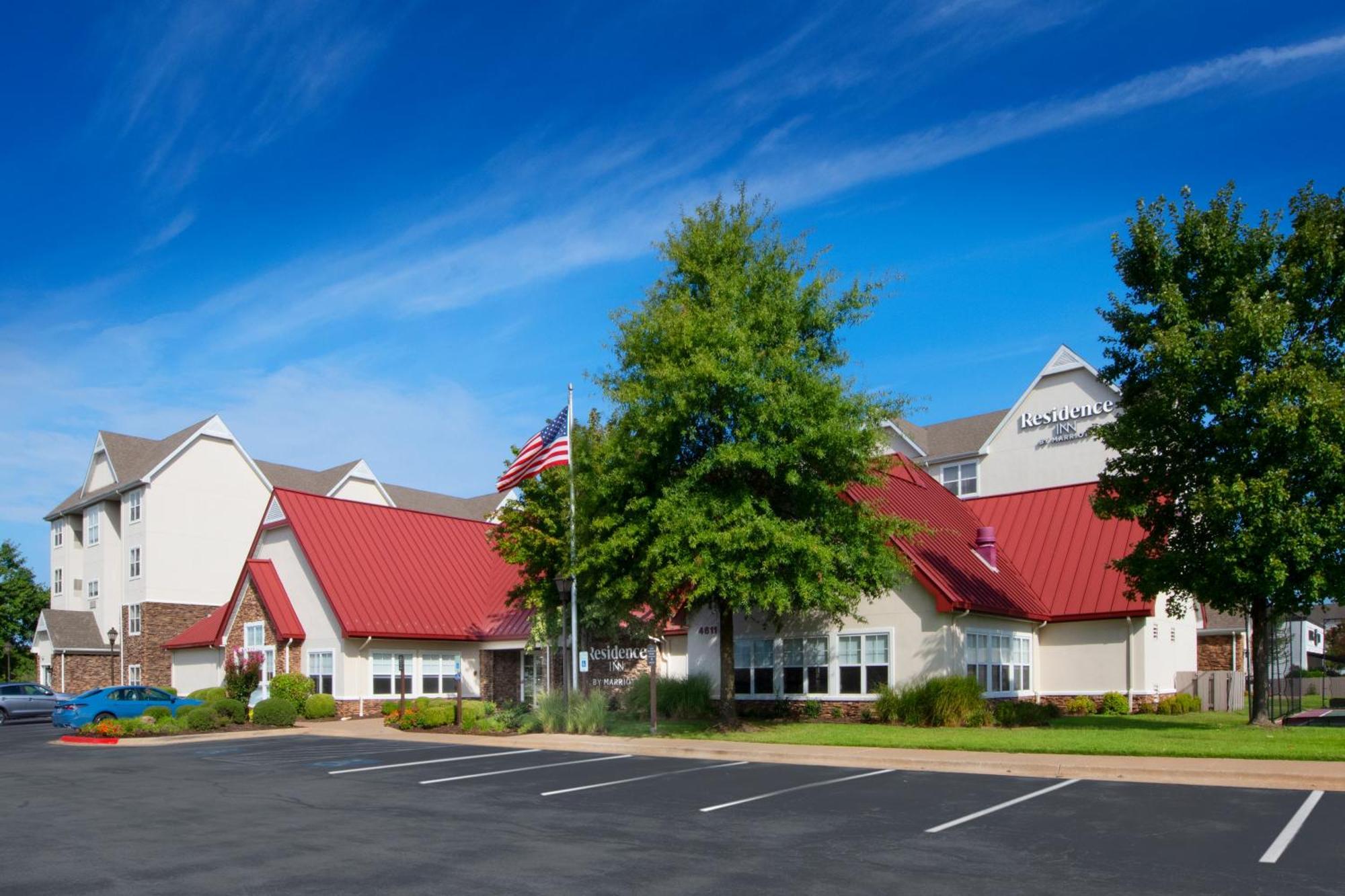 Residence Inn By Marriott Rogers Exterior photo